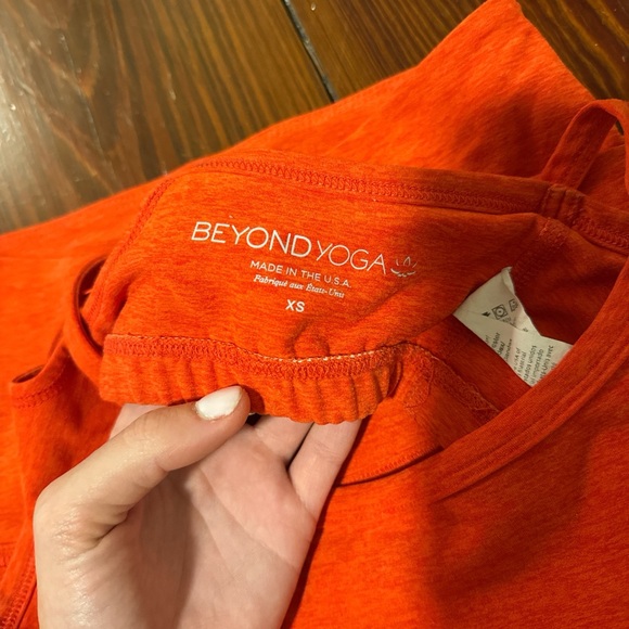 Beyond Yoga Fiery Orange Apparel - Picture 3 of 3